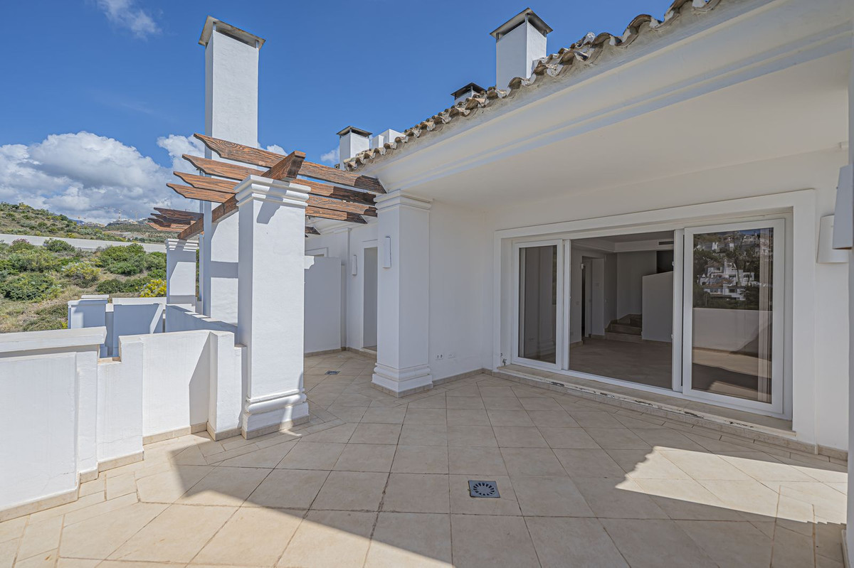 Appartement te koop in Nueva Andalucía | 2 slaapkamers H5376055
