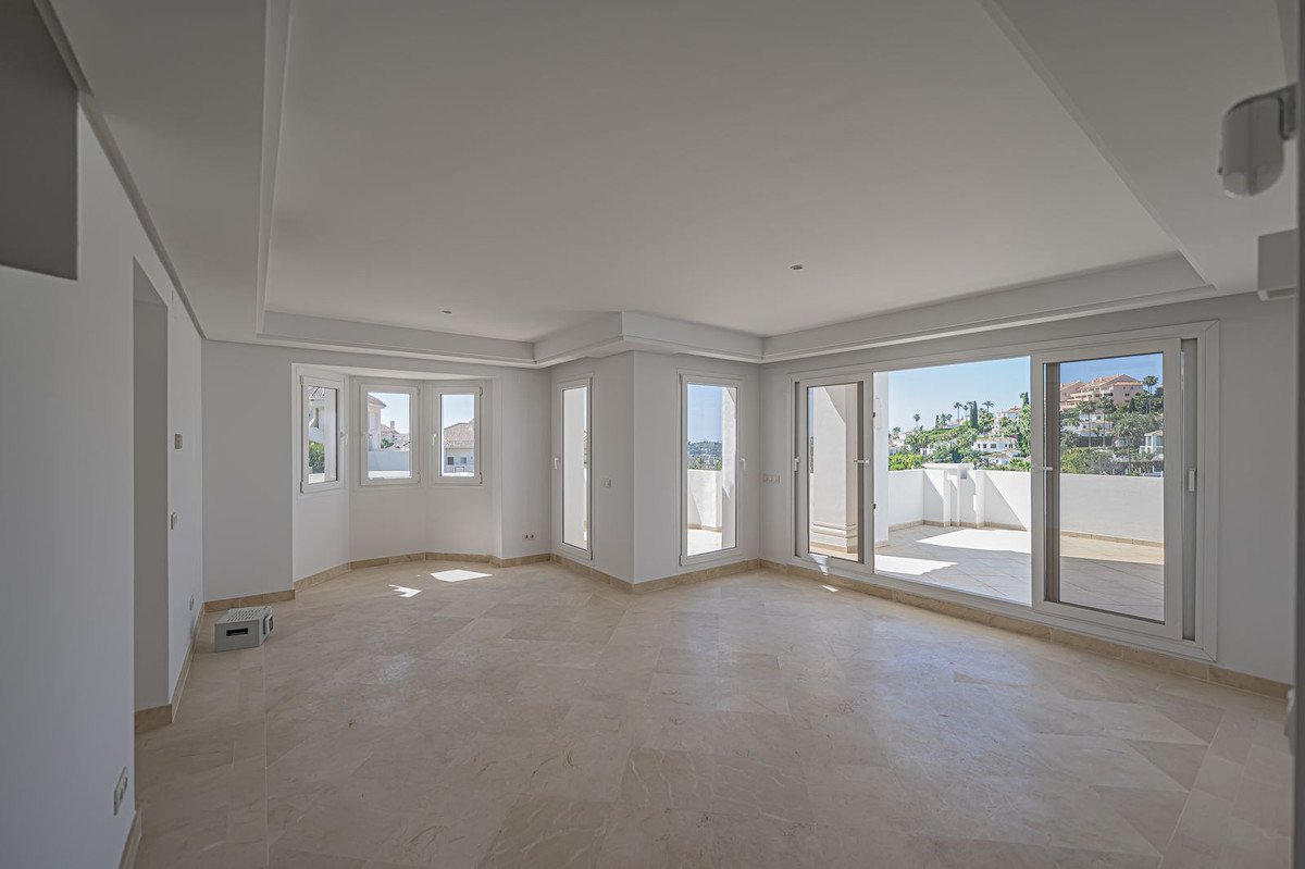 Appartement te koop in Nueva Andalucía | 2 slaapkamers H5376055