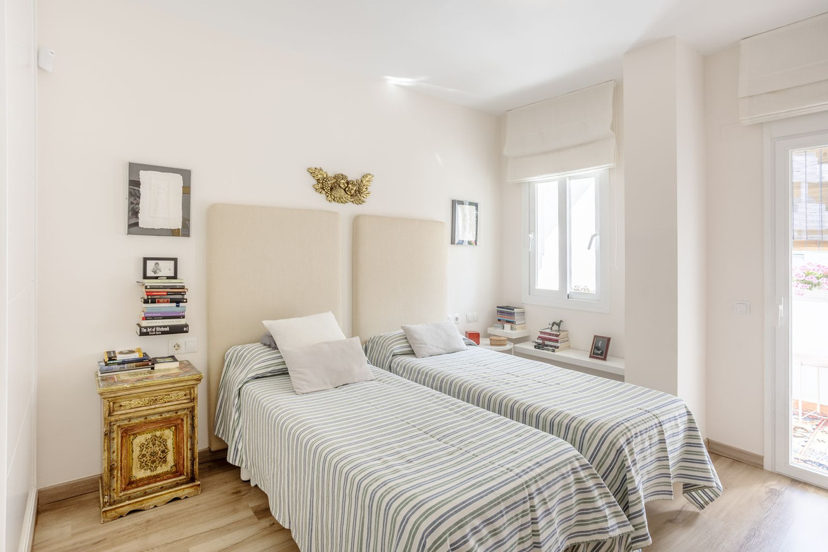 Appartement te koop in Nueva Andalucía | 2 slaapkamers H5378776