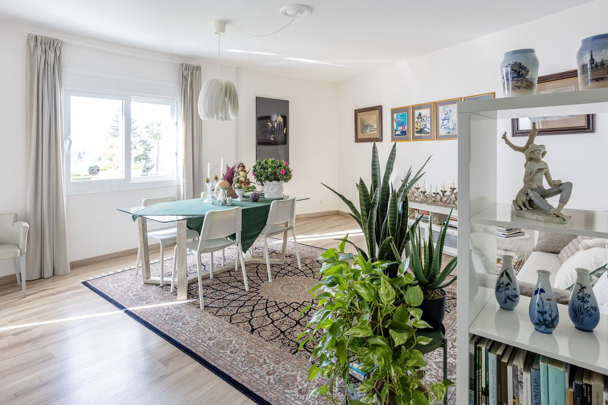 Appartement te koop in Nueva Andalucía | 2 slaapkamers H5378776