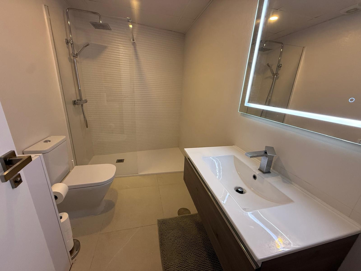 Appartement te koop in Nueva Andalucía | 2 slaapkamers H5379319