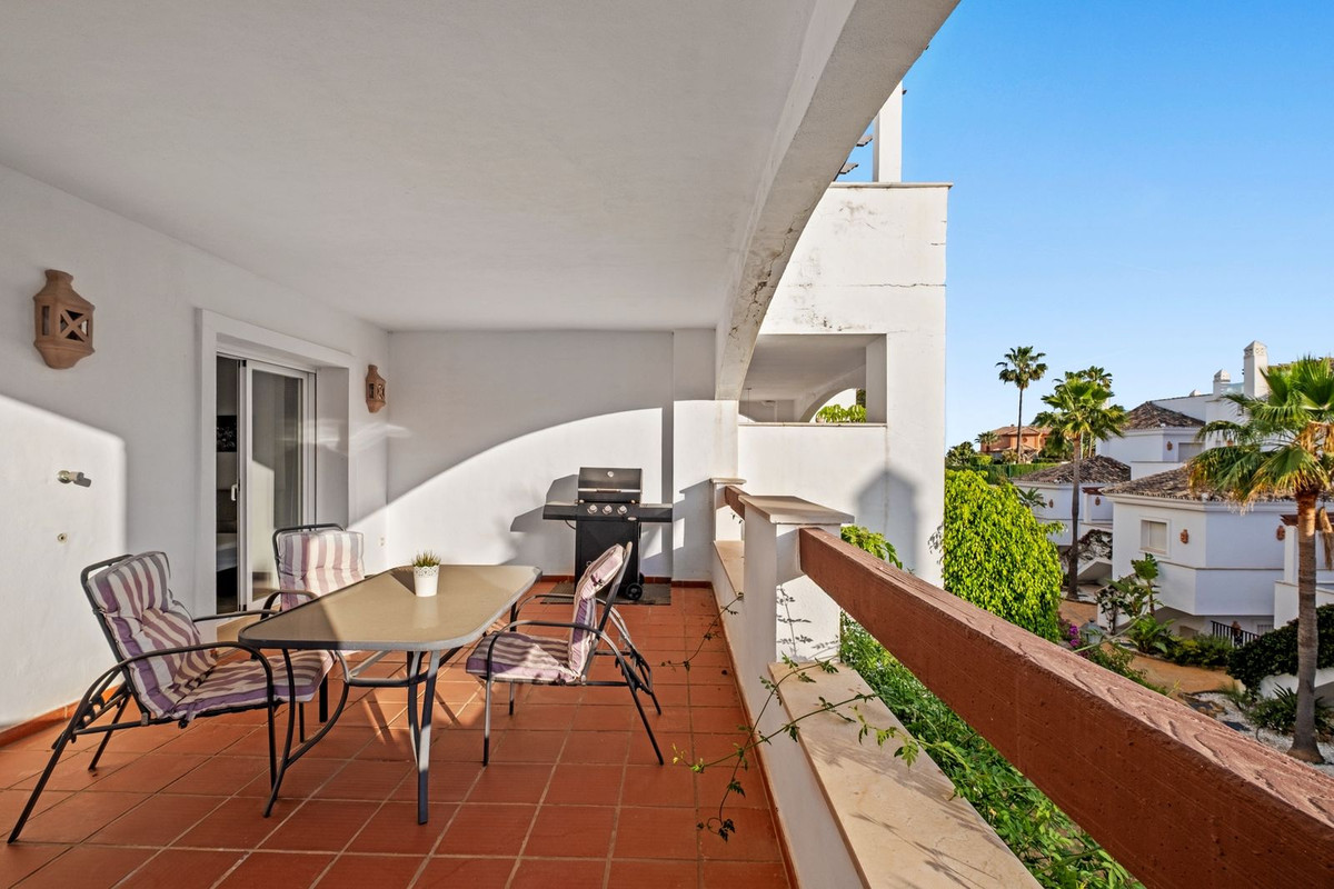 Appartement te koop in Nueva Andalucía | 2 slaapkamers H5379772