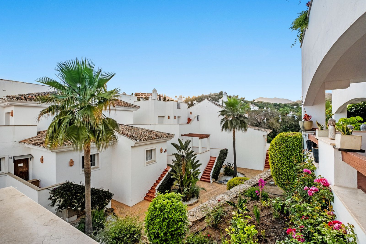 Appartement te koop in Nueva Andalucía | 2 slaapkamers H5379772