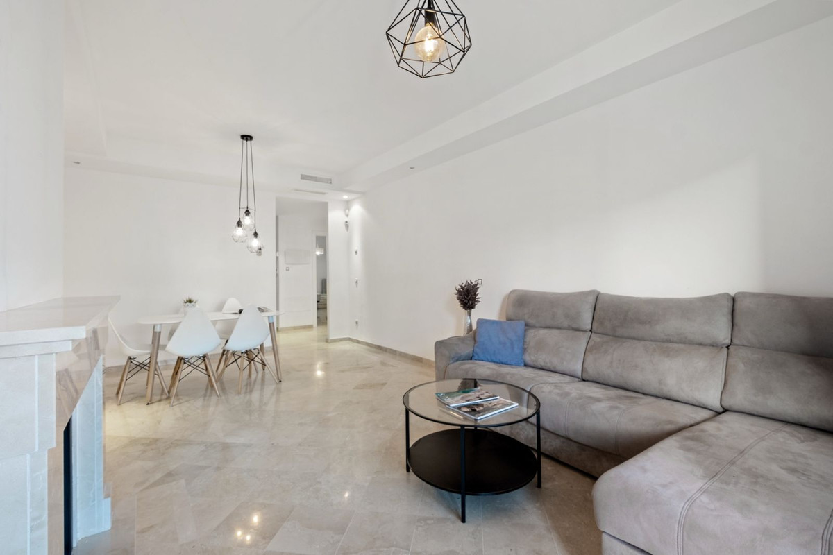 Appartement te koop in Nueva Andalucía | 2 slaapkamers H5379772