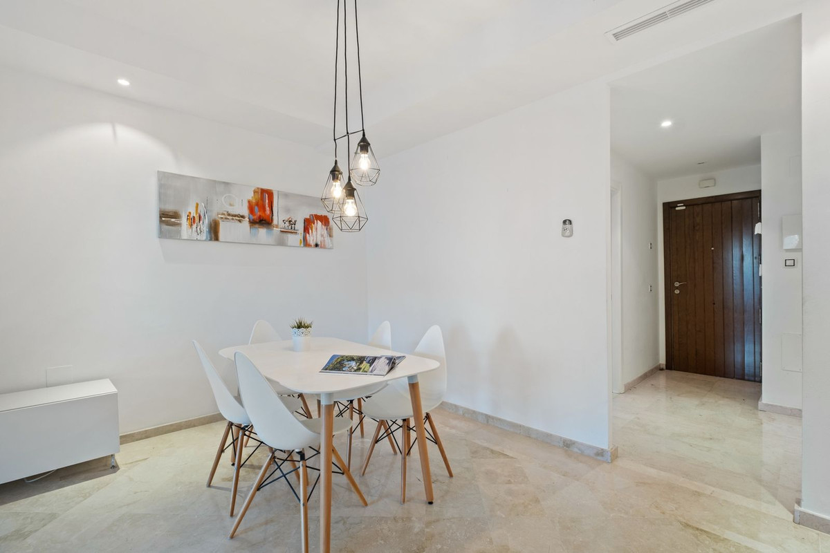 Appartement te koop in Nueva Andalucía | 2 slaapkamers H5379772