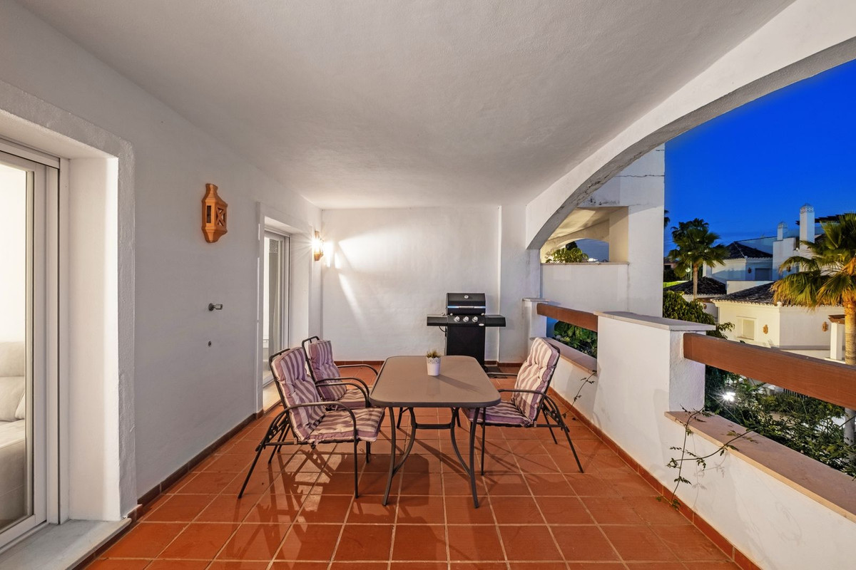 Appartement te koop in Nueva Andalucía | 2 slaapkamers H5379772
