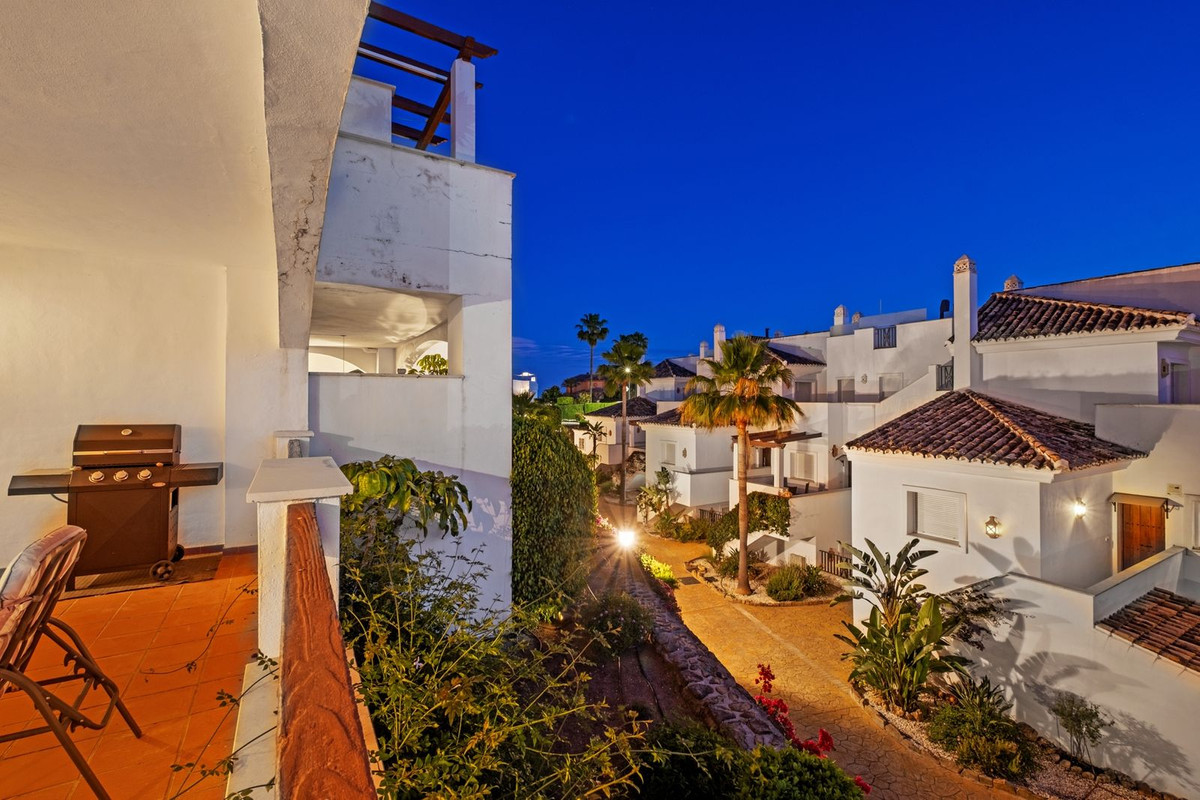 Appartement te koop in Nueva Andalucía | 2 slaapkamers H5379772