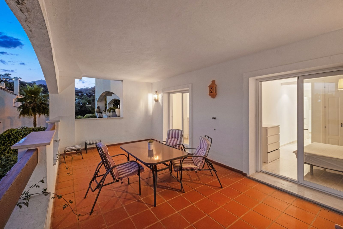 Appartement te koop in Nueva Andalucía | 2 slaapkamers H5379772
