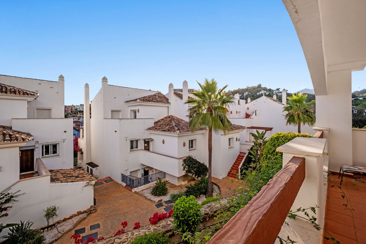 Appartement te koop in Nueva Andalucía | 2 slaapkamers H5379772