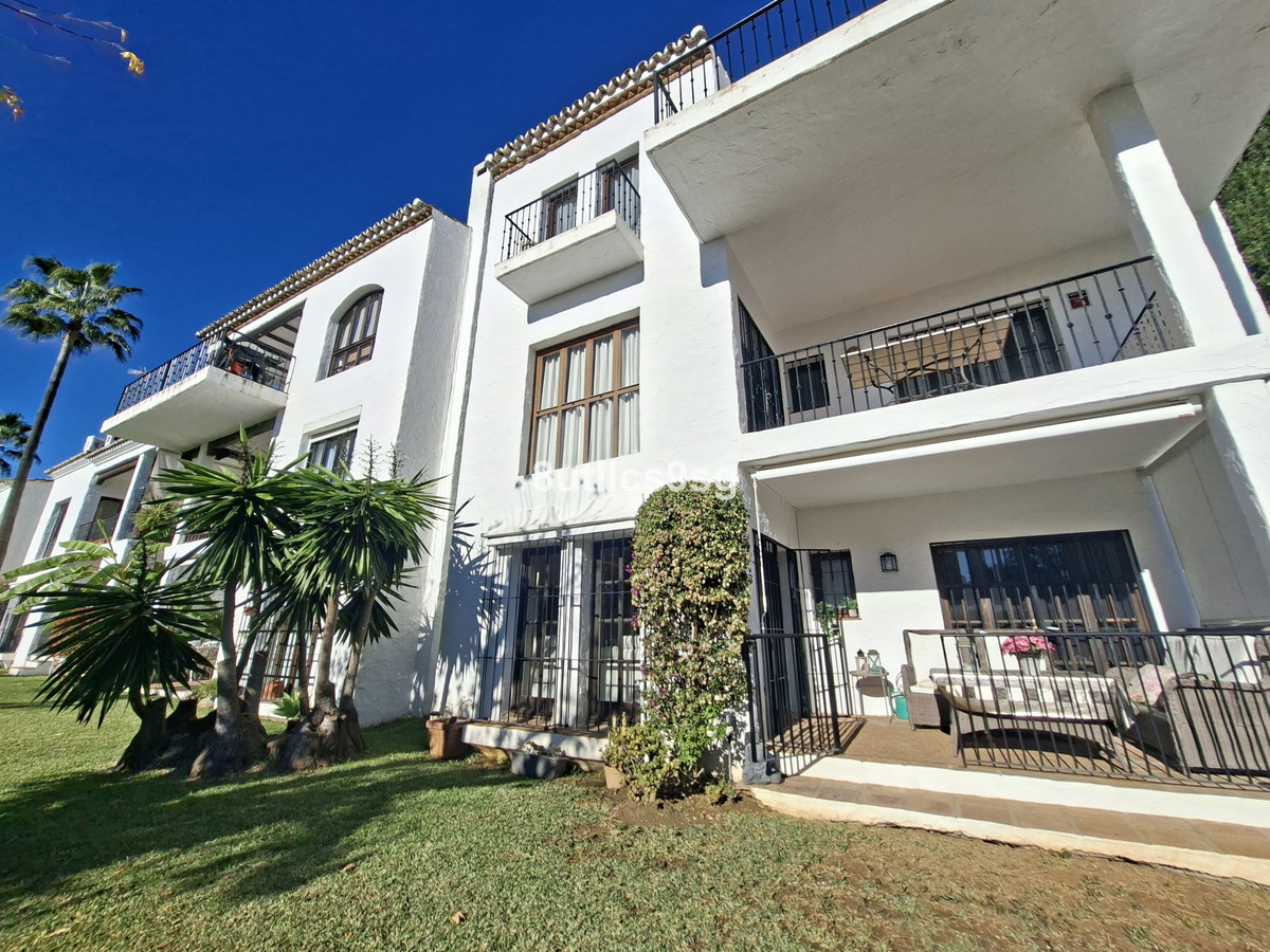 Appartement te koop in Nueva Andalucía | 3 slaapkamers H5382955