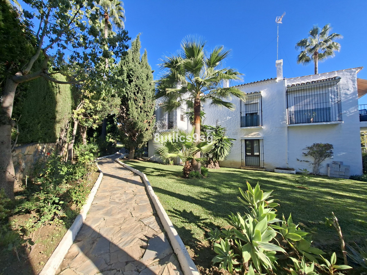 Appartement te koop in Nueva Andalucía | 3 slaapkamers H5382955