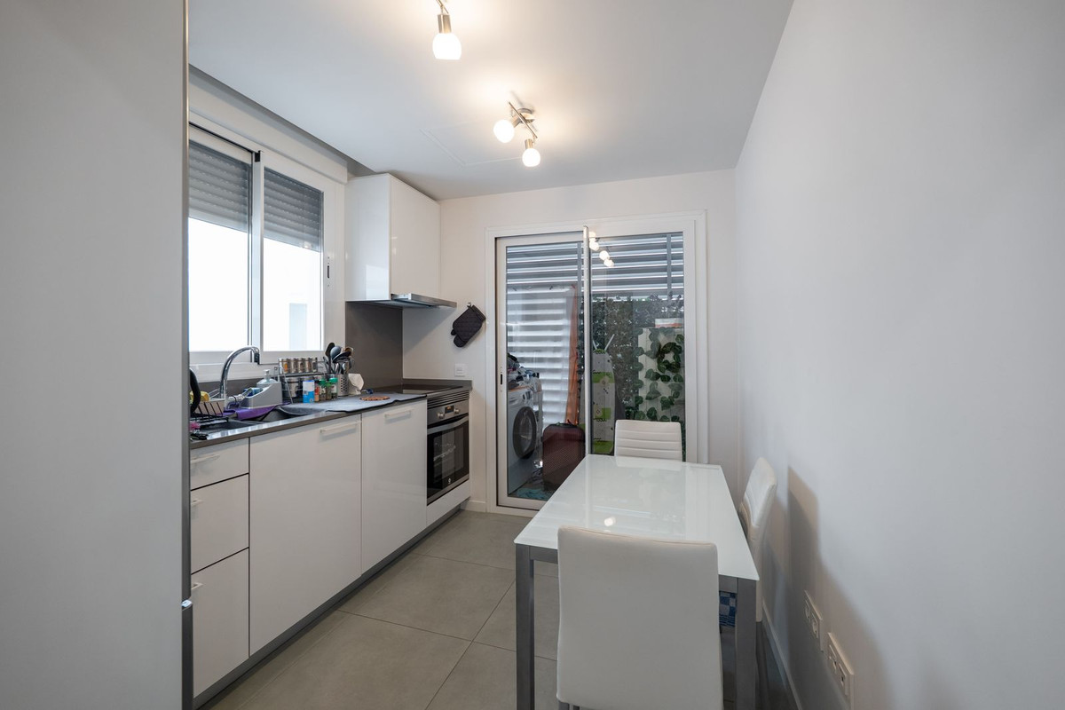 Appartement te koop in Nueva Andalucía | 2 slaapkamers H5386852