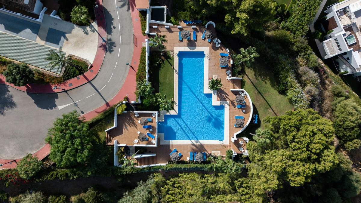 Appartement te koop in Nueva Andalucía | 3 slaapkamers H5387119