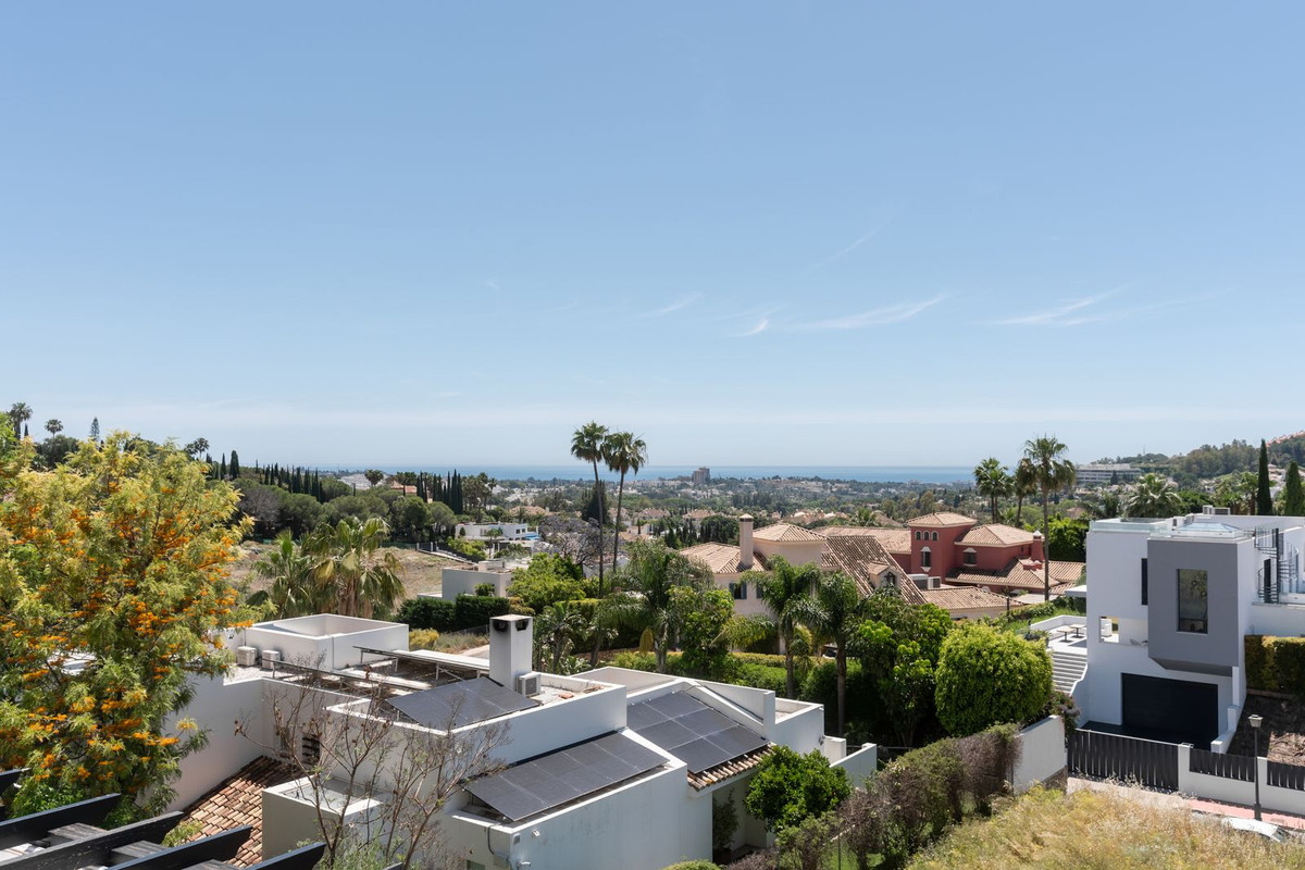 Appartement te koop in Nueva Andalucía | 3 slaapkamers H5387119
