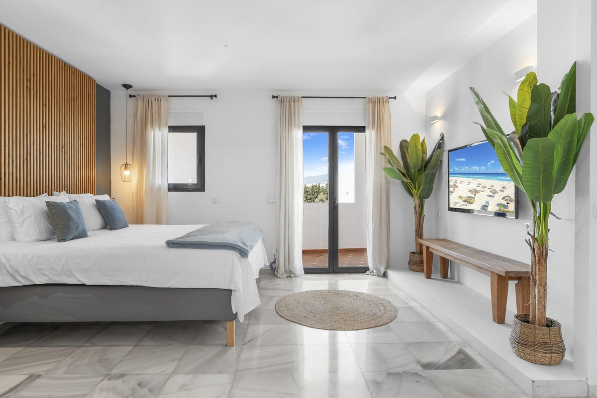 Huis te koop in Nueva Andalucía | 6 slaapkamers H5388208