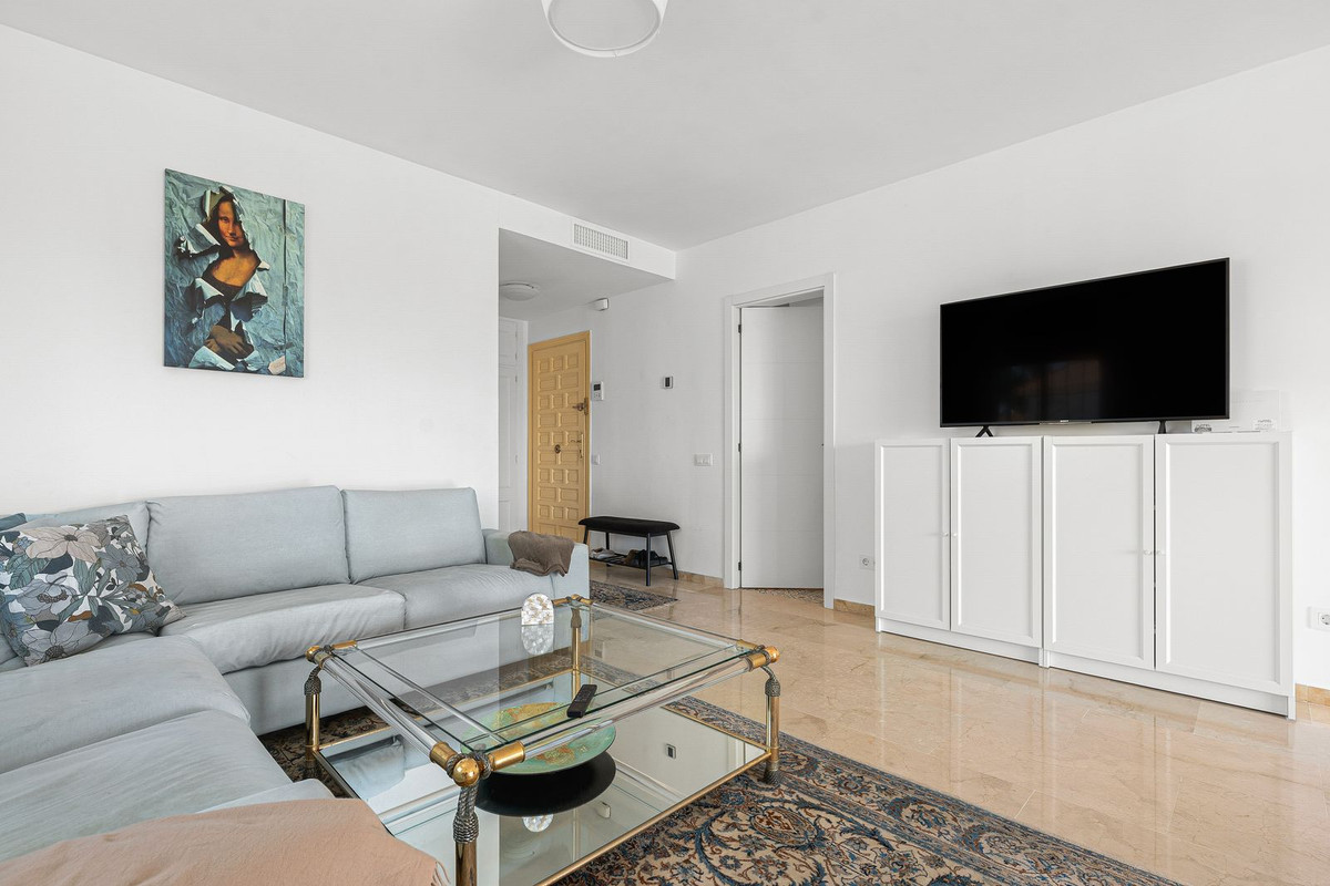 Appartement te koop in Nueva Andalucía | 2 slaapkamers H5388925