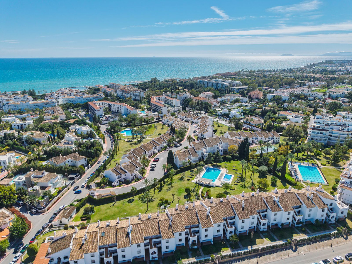 Appartement te koop in Nueva Andalucía | 2 slaapkamers H5388925
