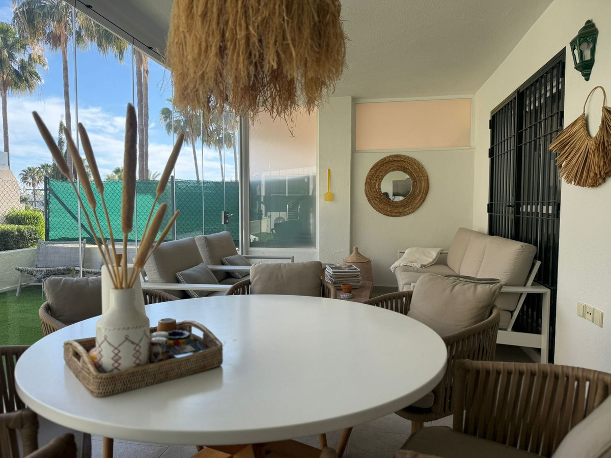 Appartement te koop in Nueva Andalucía | 2 slaapkamers H5389144