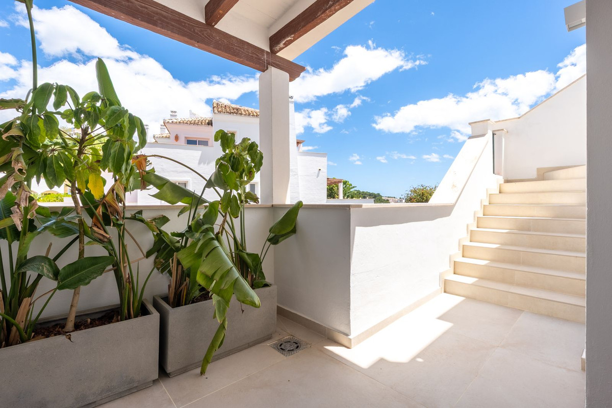 Appartement te koop in Nueva Andalucía | 3 slaapkamers H5389750