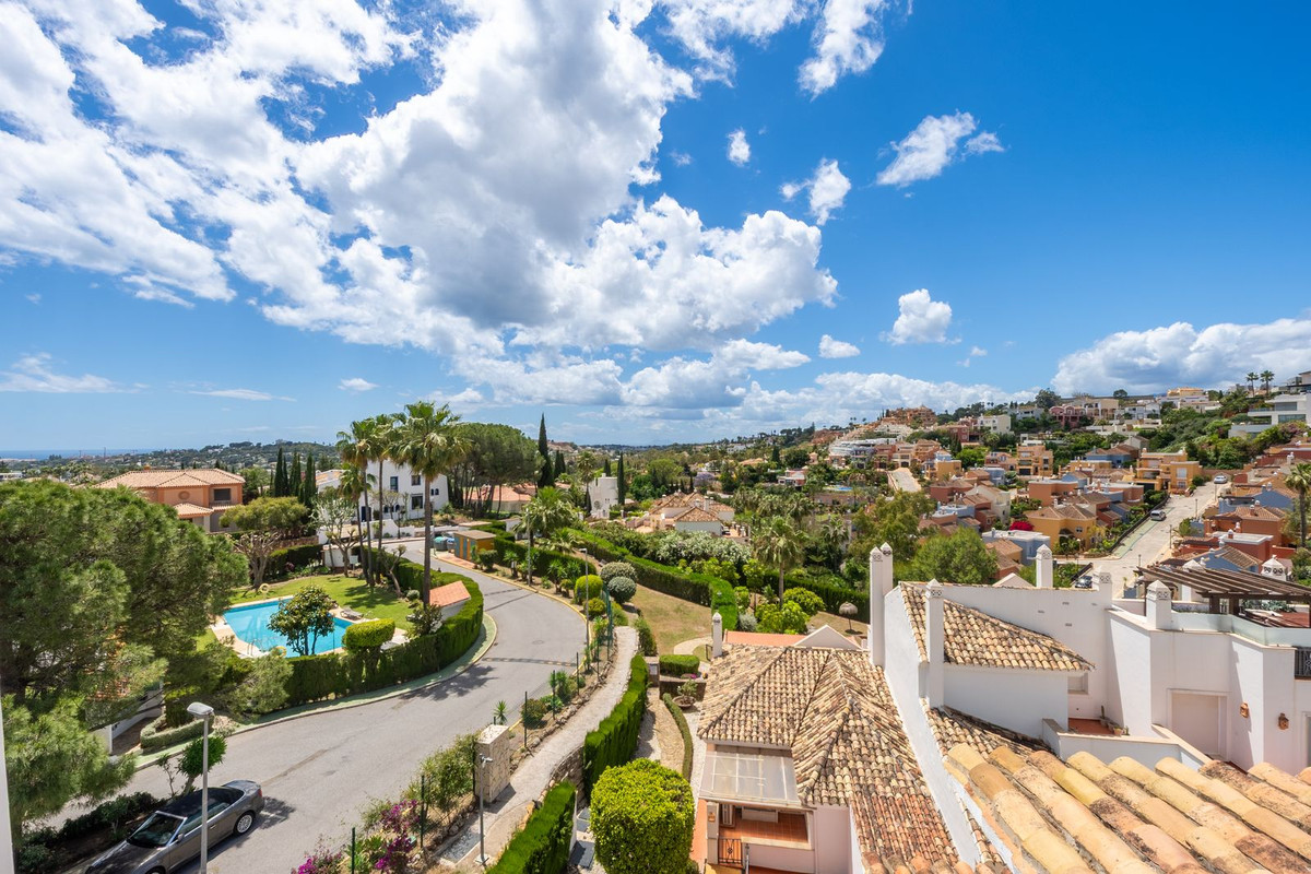 Appartement te koop in Nueva Andalucía | 3 slaapkamers H5389750
