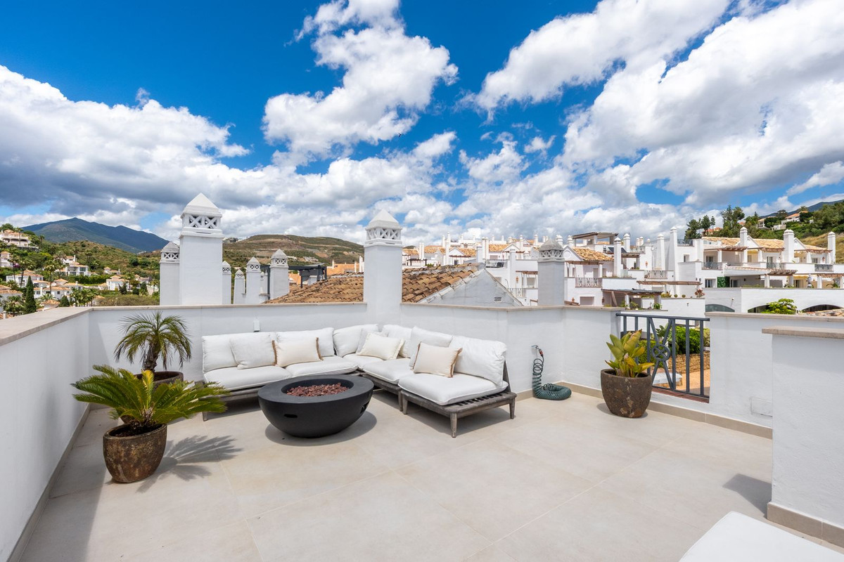 Appartement te koop in Nueva Andalucía | 3 slaapkamers H5389750