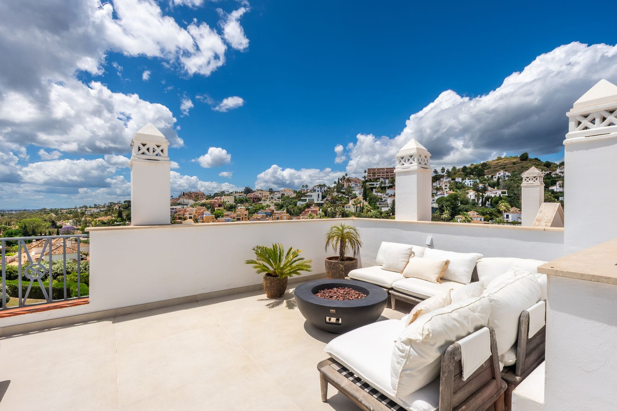 Appartement te koop in Nueva Andalucía | 3 slaapkamers H5389750