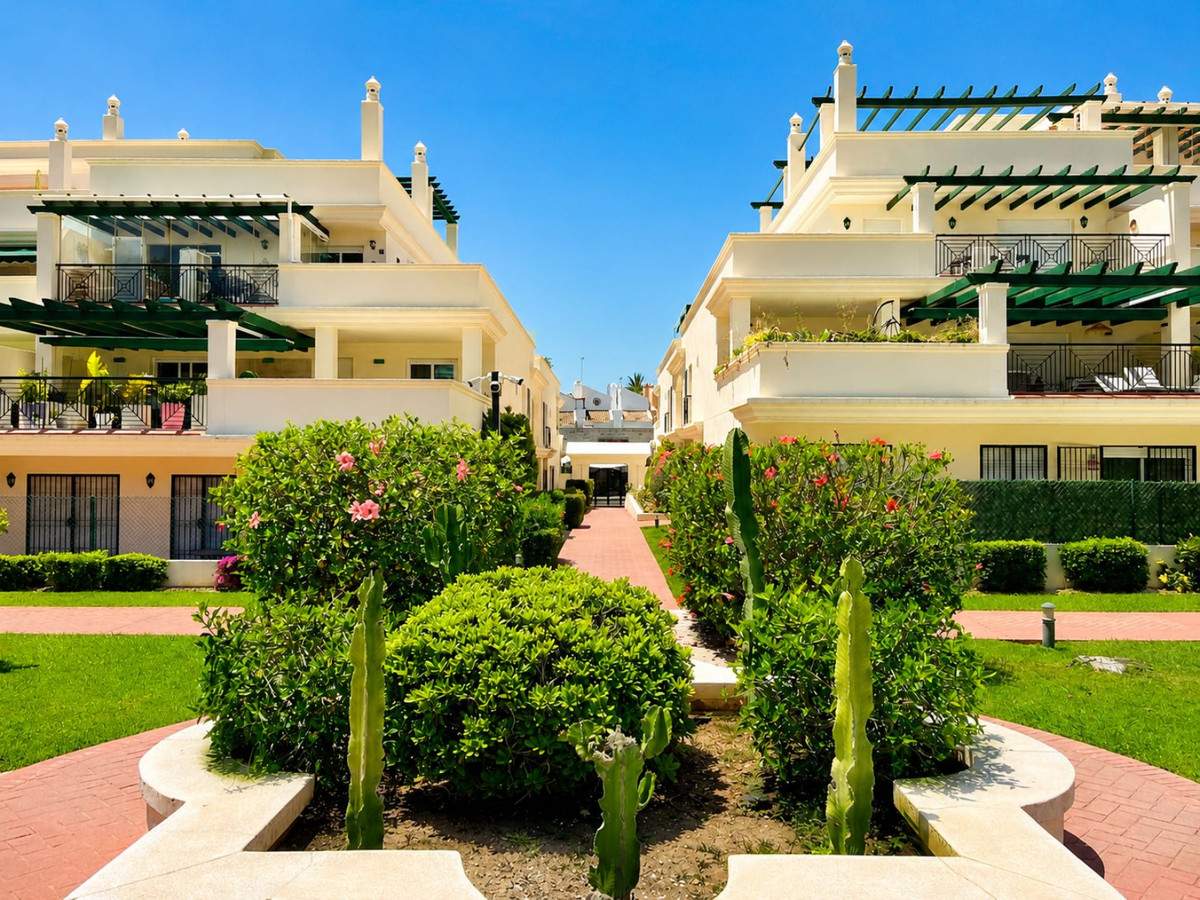 Appartement te koop in Nueva Andalucía | 2 slaapkamers H5389927