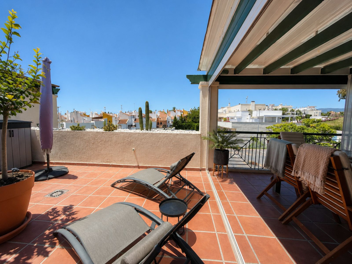 Appartement te koop in Nueva Andalucía | 2 slaapkamers H5389927