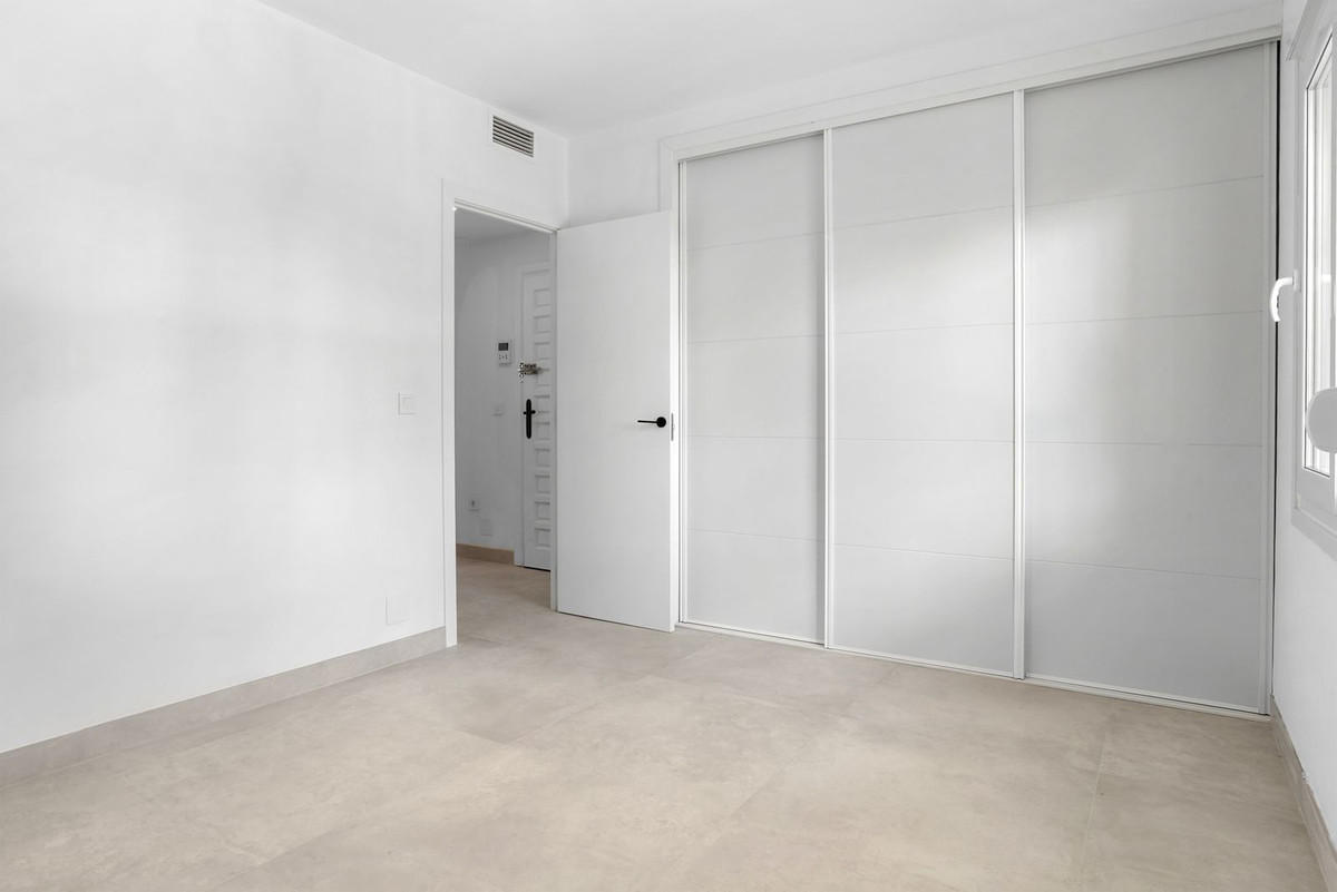 Appartement te koop in Nueva Andalucía | 3 slaapkamers H5390056