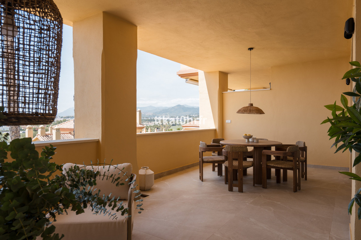 Appartement te koop in Nueva Andalucía | 3 slaapkamers H5390092