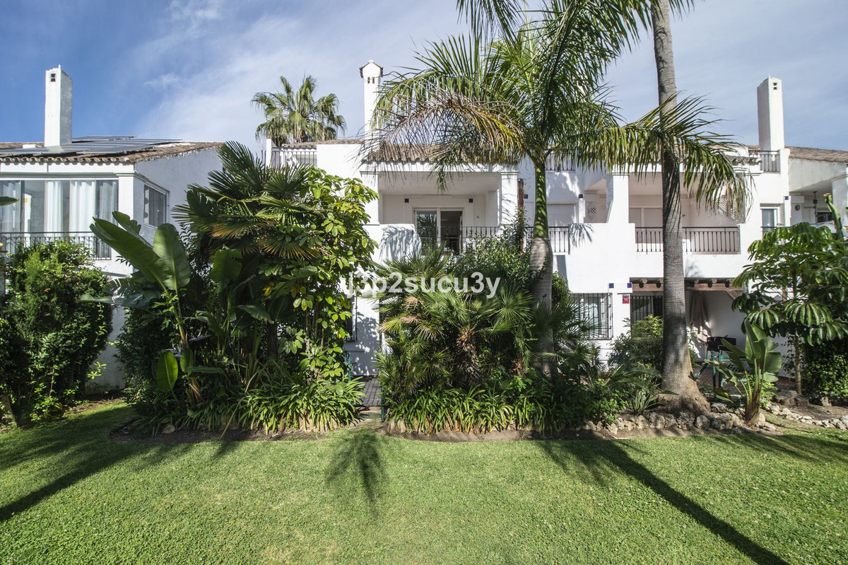 Appartement te koop in Nueva Andalucía | 3 slaapkamers H5390587