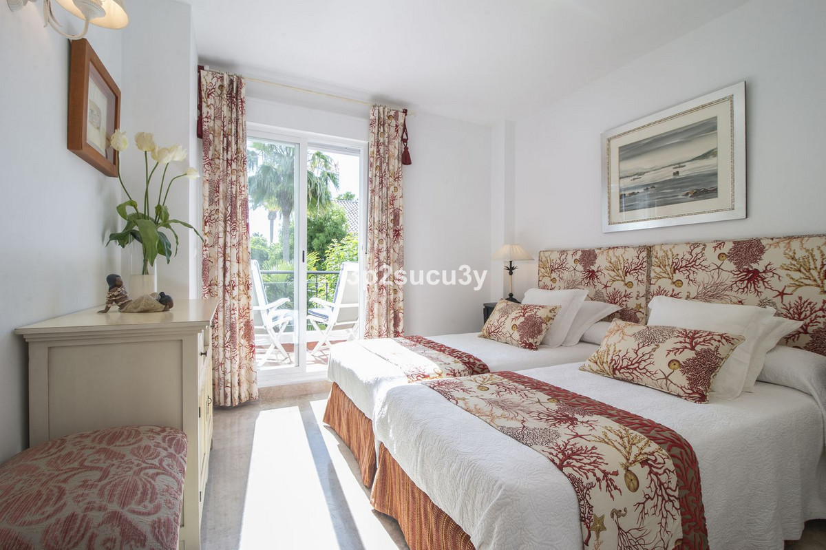 Appartement te koop in Nueva Andalucía | 3 slaapkamers H5390587