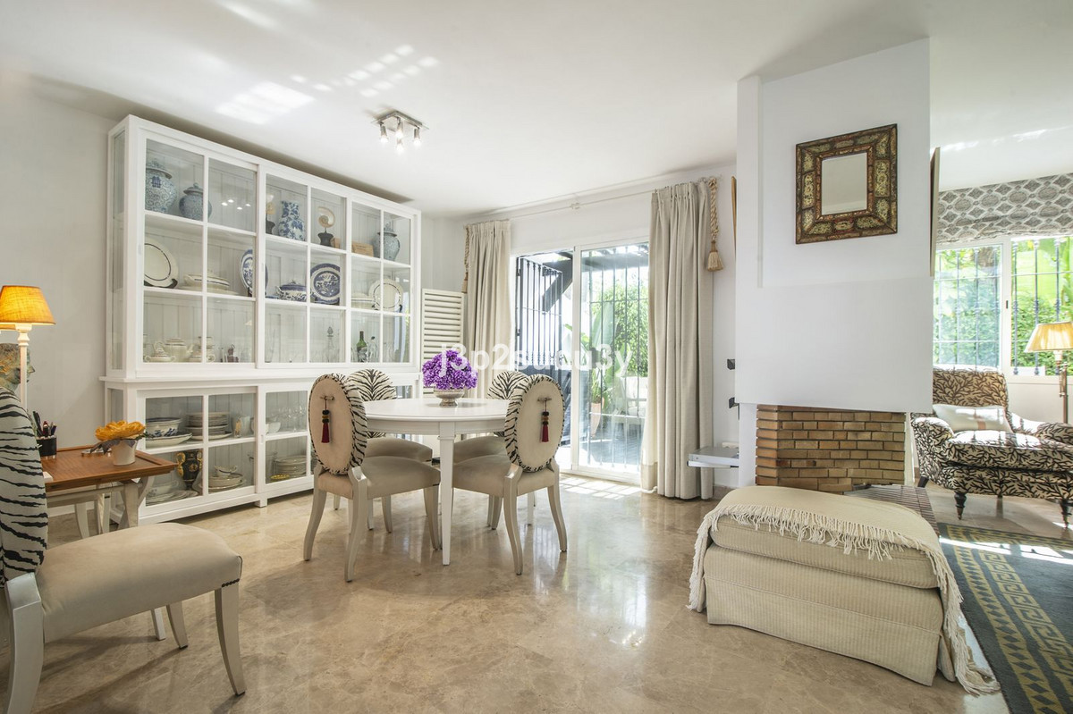 Appartement te koop in Nueva Andalucía | 3 slaapkamers H5390587