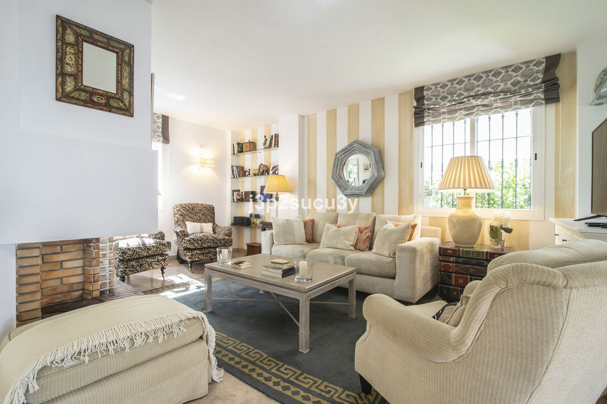 Appartement te koop in Nueva Andalucía | 3 slaapkamers H5390587