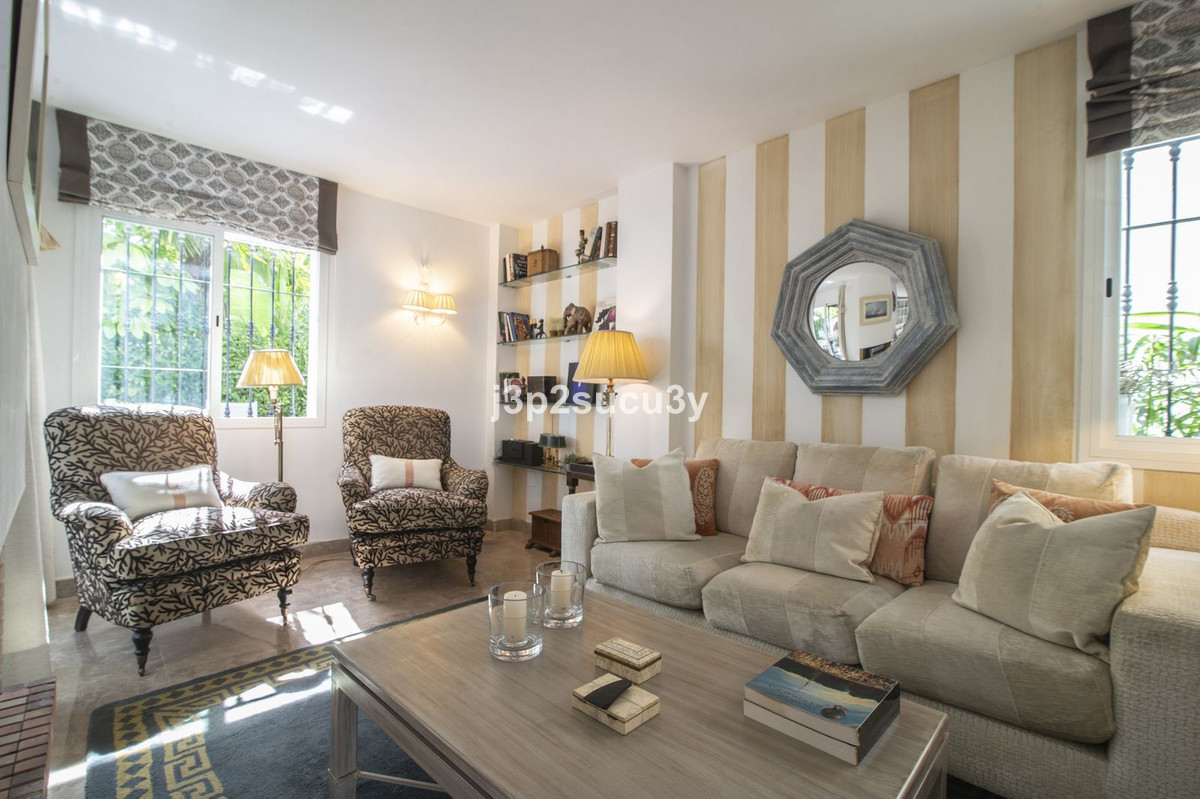 Appartement te koop in Nueva Andalucía | 3 slaapkamers H5390587