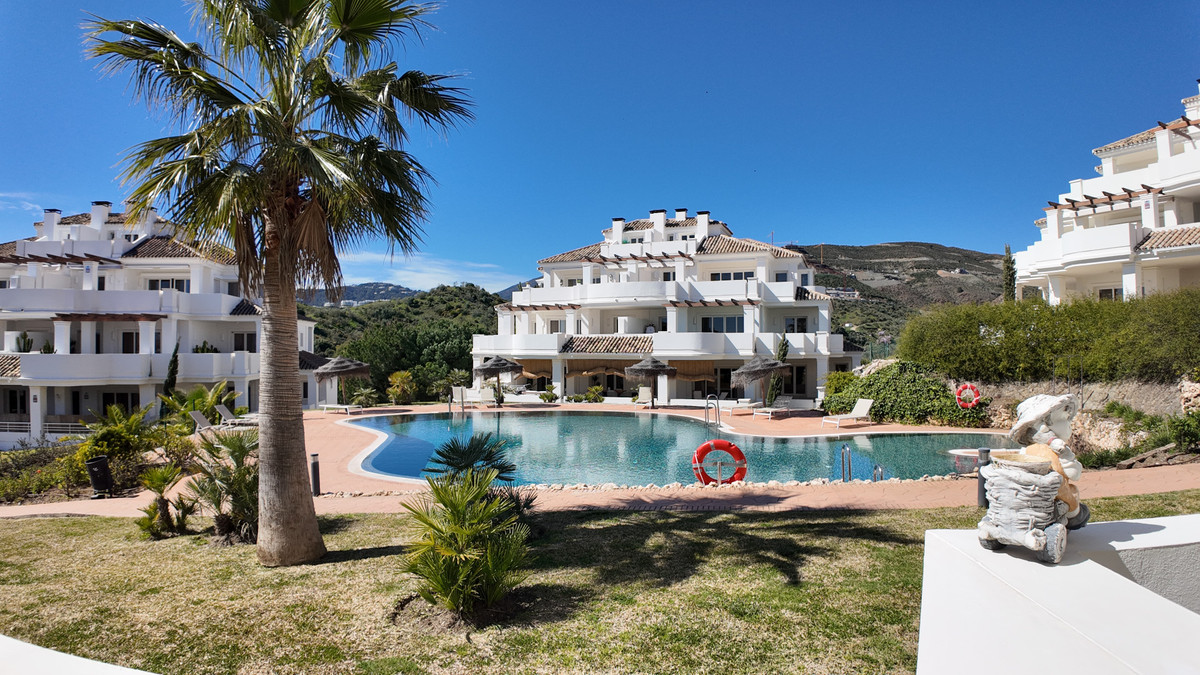 Appartement te koop in Nueva Andalucía | 2 slaapkamers H5391472