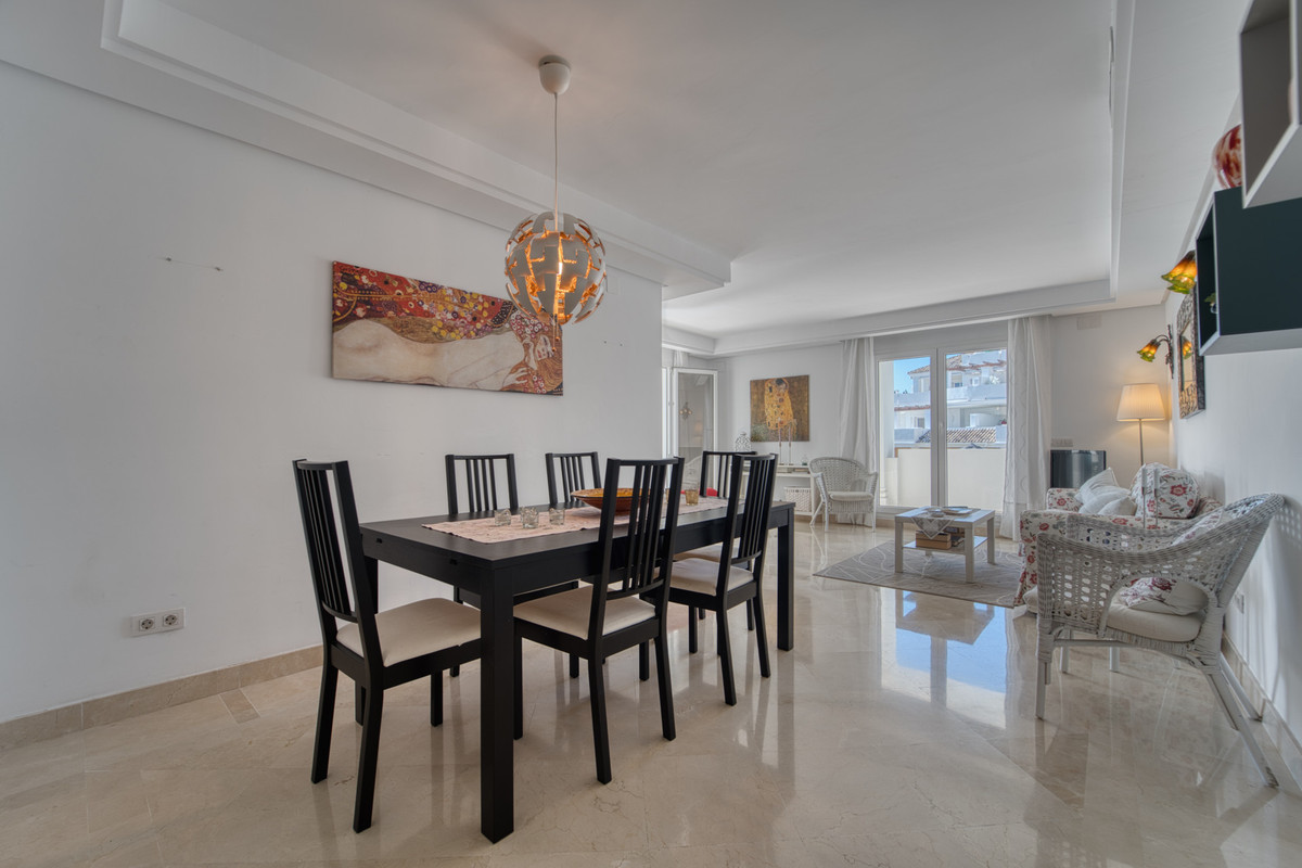 Appartement te koop in Nueva Andalucía | 2 slaapkamers H5391472