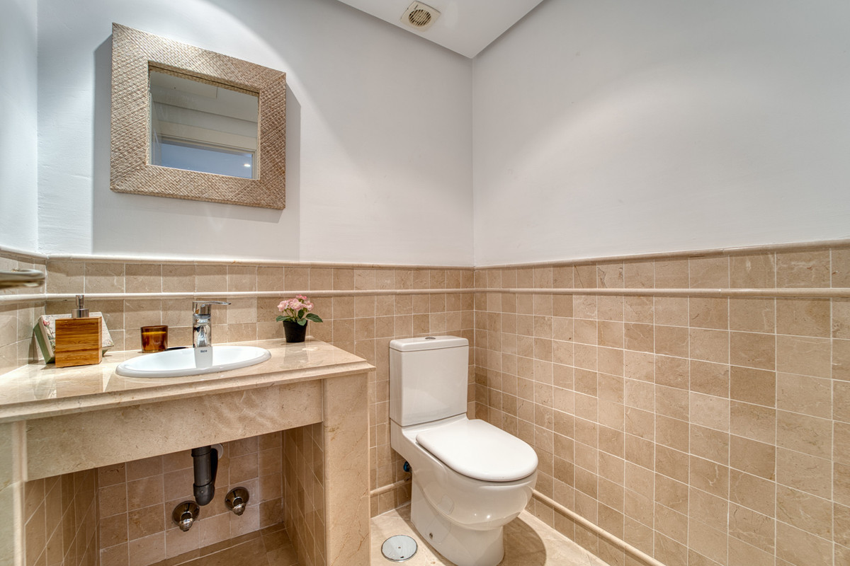 Appartement te koop in Nueva Andalucía | 2 slaapkamers H5391472