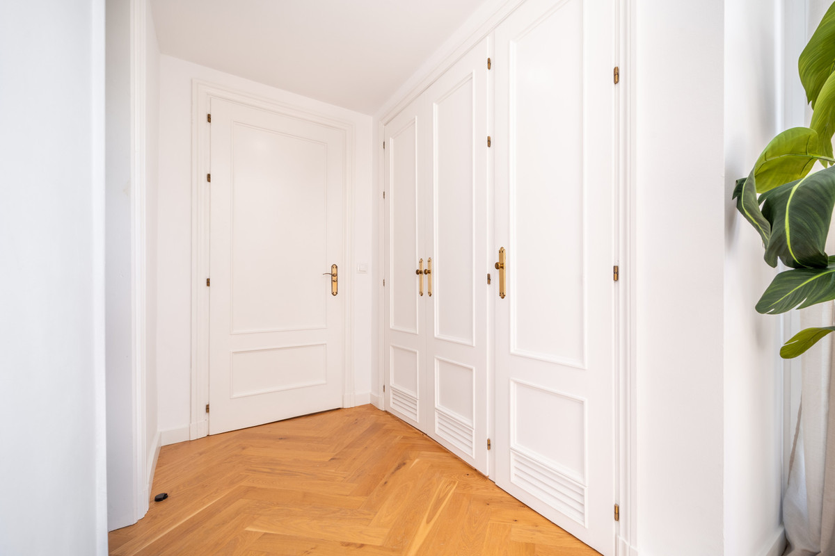 Appartement te koop in Nueva Andalucía | 3 slaapkamers H5391568