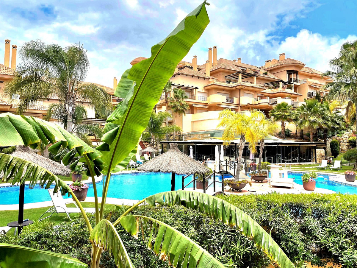 Appartement te koop in Nueva Andalucía | 3 slaapkamers H5391577