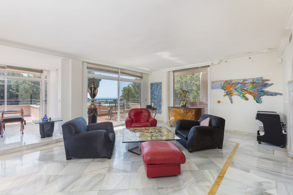 Appartement te koop in Nueva Andalucía | 3 slaapkamers H5393158