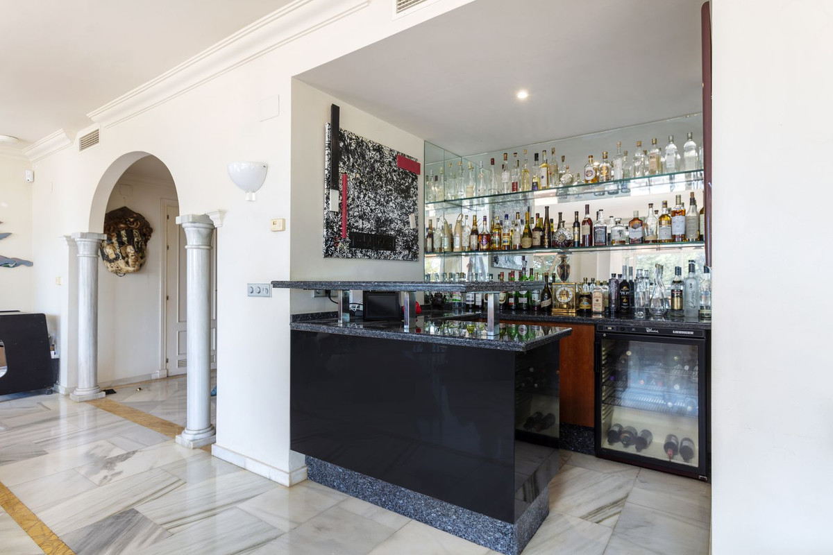 Appartement te koop in Nueva Andalucía | 3 slaapkamers H5393158