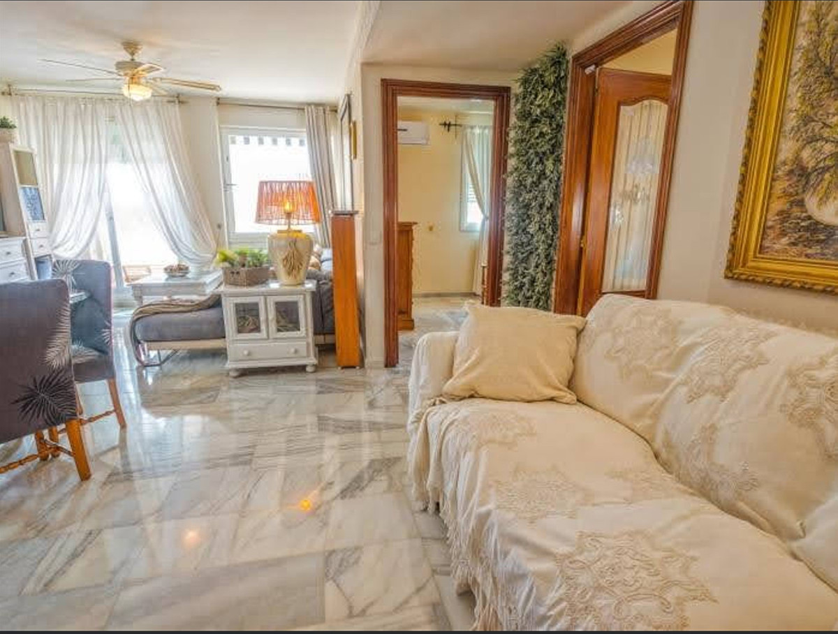 Appartement te koop in Nueva Andalucía | 1 slaapkamers H5395255