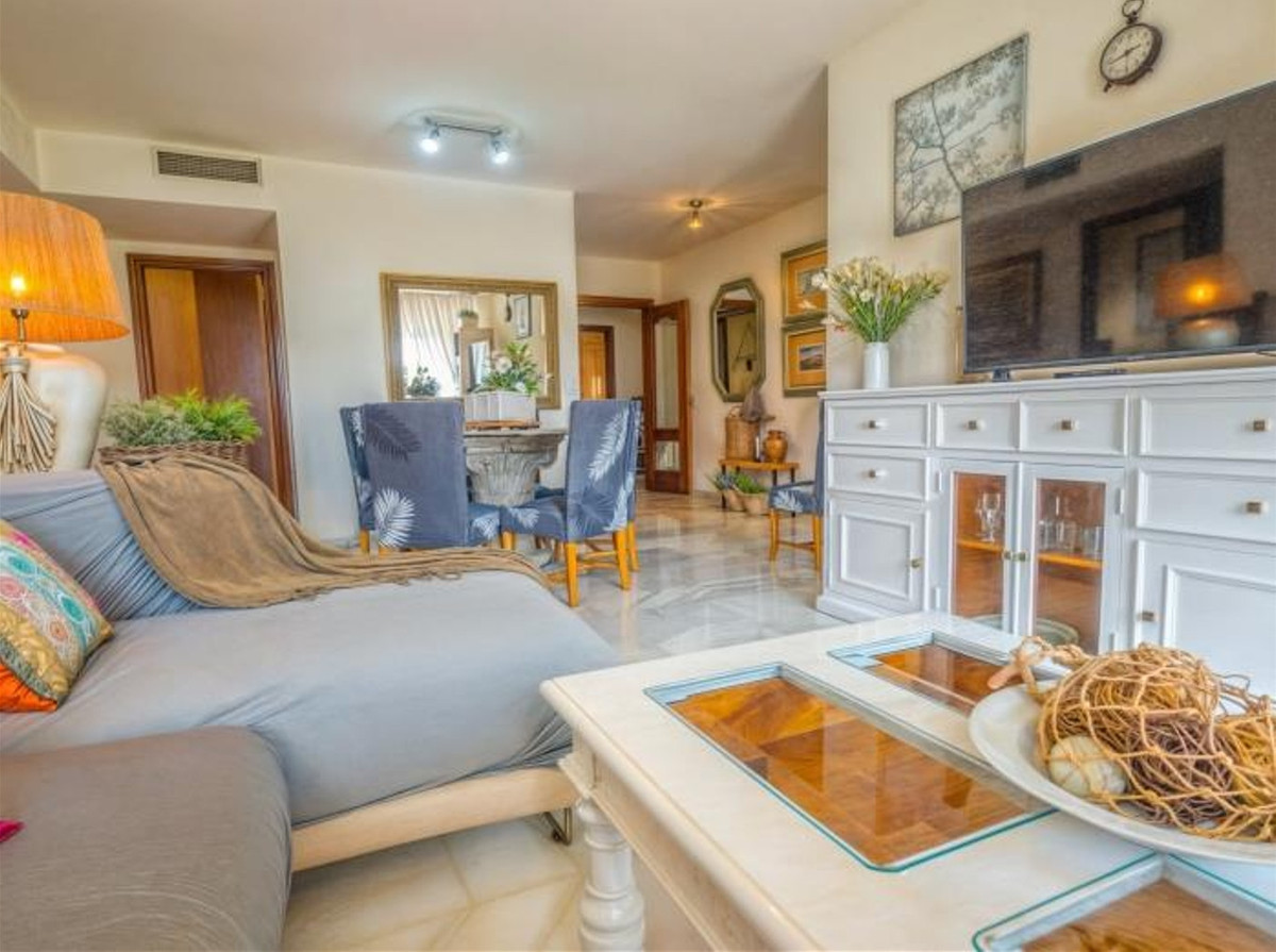 Appartement te koop in Nueva Andalucía | 1 slaapkamers H5395255