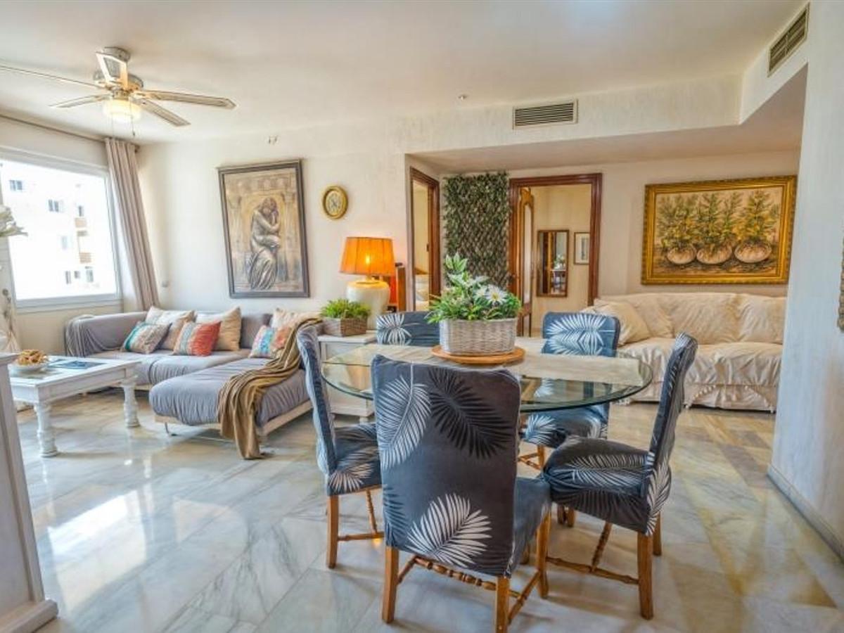 Appartement te koop in Nueva Andalucía | 1 slaapkamers H5395255