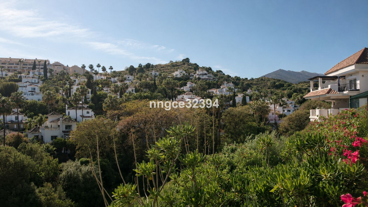Appartement te koop in Nueva Andalucía | 3 slaapkamers H5396692