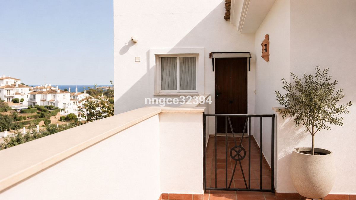 Appartement te koop in Nueva Andalucía | 3 slaapkamers H5396692