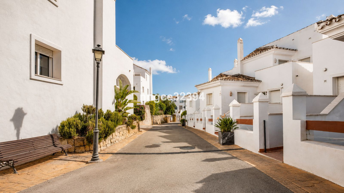 Appartement te koop in Nueva Andalucía | 3 slaapkamers H5396692