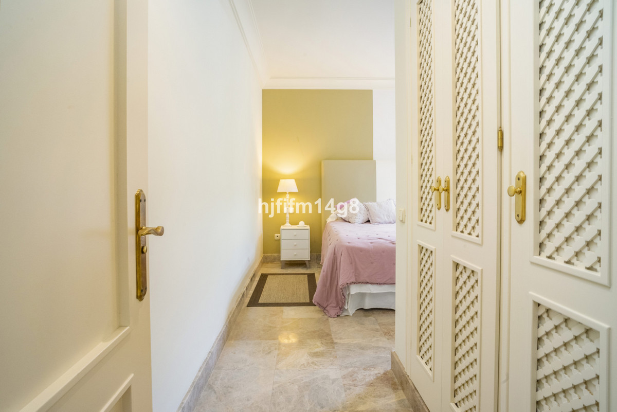Appartement te koop in Nueva Andalucía | 3 slaapkamers H5396758