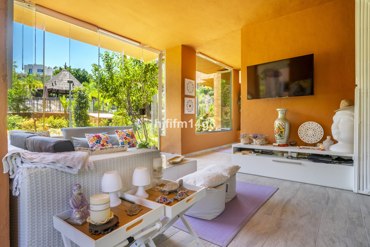 Appartement te koop in Nueva Andalucía | 3 slaapkamers H5396758